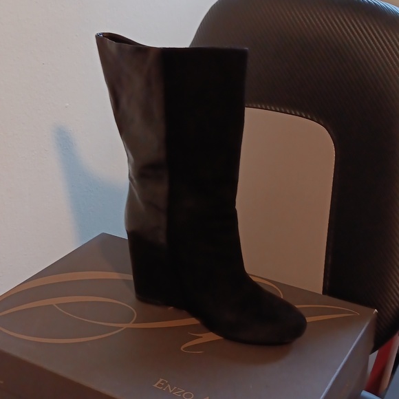 PreLoved Enzo Angiolini Eabaki Black Suede and Leather Wedge Boots Size 7 1/2 - Picture 6 of 8